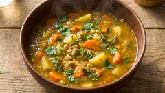 Zupa bezmięsna może być nadal sycąca i aromatyczna: wszystko sprowadza się do jednej prostej sztuczki