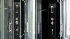 Dzięki temu rozwiązaniu Twoja wanna i prysznic będą lśniły już po 10 minutach — rada od profesjonalisty